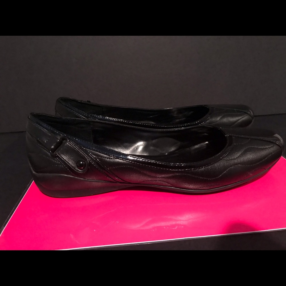 Nine West flats